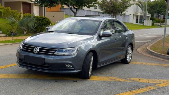 VOLKSWAGEN JETTA 1.4 16V TSI COMFORTLINE GASOLINA 4P TIPTRONIC VOLKSWAGEN JETTA 1.4 16V TSI COMFORTLINE GASOLINA 4P TIPTRONIC